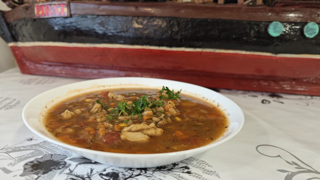 zupa w restauracji Pirat w Unieściu